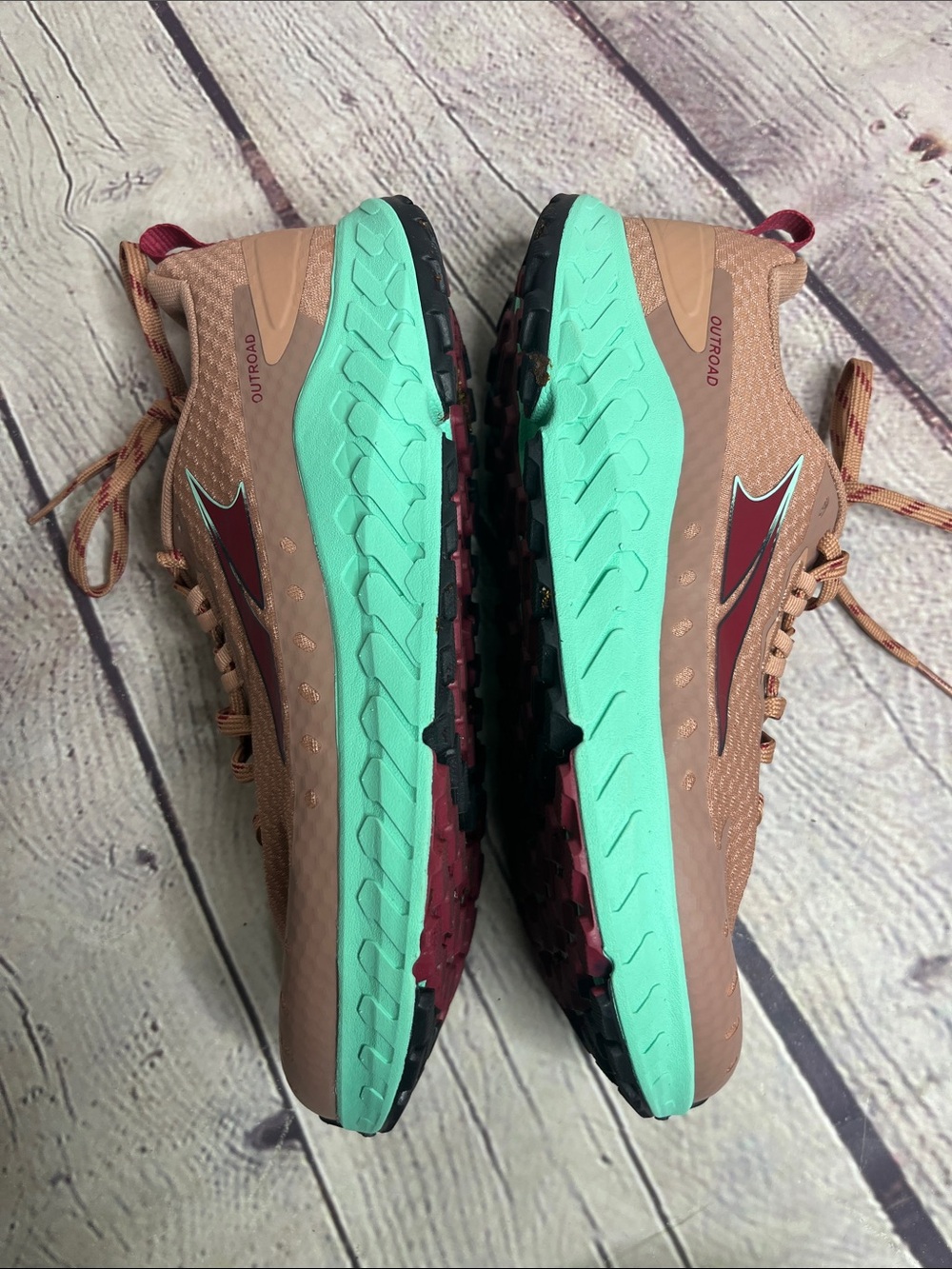 Womens Altra Outroad Trail Running Shoes - Picture 4 of 4